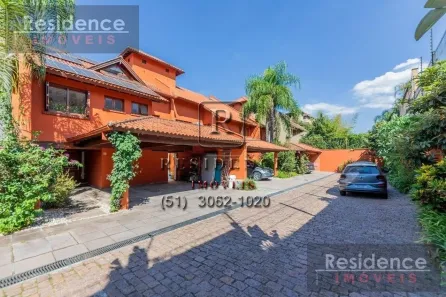 Sobrado com 4 Quartos à venda, 650m² no Três Figueiras, Porto Alegre