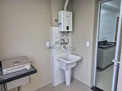 Apartamento com 3 Quartos para alugar, 68m² no Parque Industrial, São José dos Campos