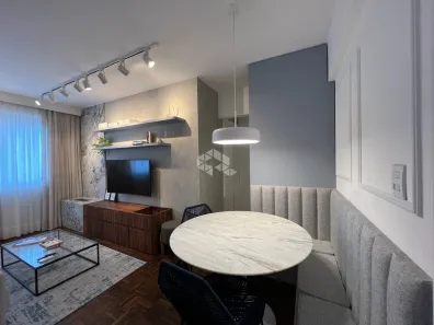 Apartamento com 2 Quartos à venda, 60m² no Menino Deus, Porto Alegre