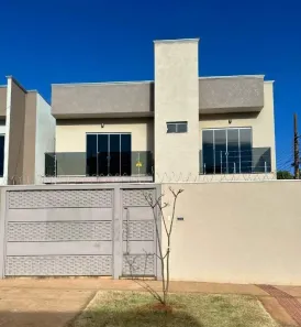 Sobrado com 3 Quartos à venda, 121m² no Parque Residencial Rita Vieira, Campo Grande