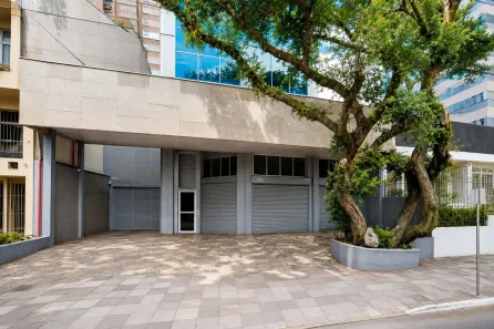 Ponto Comercial para alugar, 330m² no São João, Porto Alegre