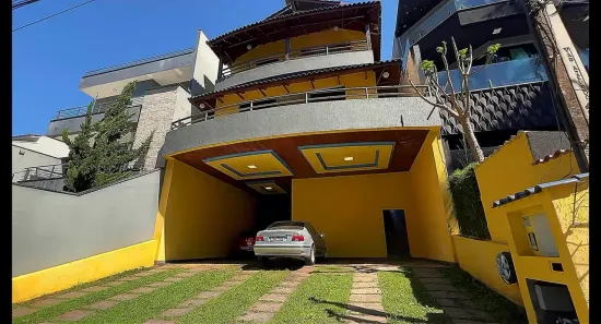 Sobrado com 4 Quartos à venda, 420m² no Cidade Parquelandia, Mogi das Cruzes