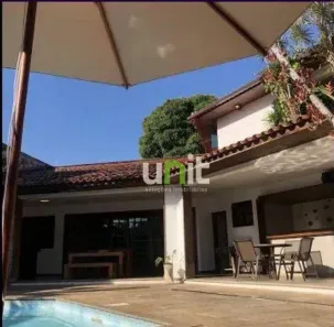 Casa com 5 Quartos à venda, 650m² no São Francisco, Niterói