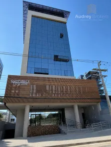 Sala Comercial à venda, 111m² no Adrianópolis, Manaus