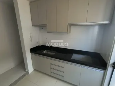 Apartamento com 2 Quartos para alugar, 60m² no Santa Mônica, Uberlândia