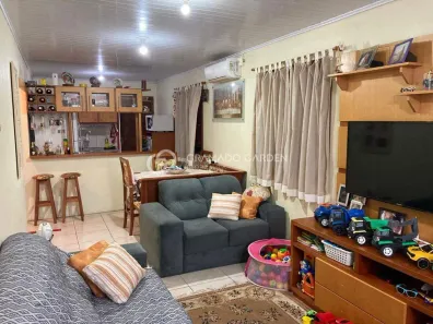 Casa com 2 Quartos à venda, 131m² no Tres Pinheiros, Gramado