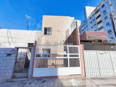 Apartamento com 2 Quartos para alugar, 70m² no José Bonifácio, Fortaleza