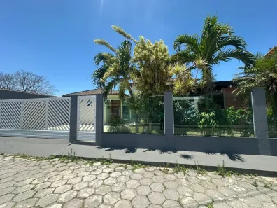 Casa de Condomínio com 4 Quartos à venda, 171m² no Peró, Cabo Frio