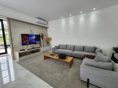 Casa com 3 Quartos à venda, 300m² no São Luiz, Criciúma