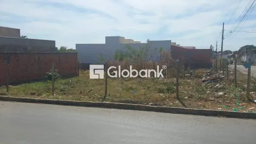 Lote/Terreno à venda, 180m² no Santa Rafaela, Montes Claros