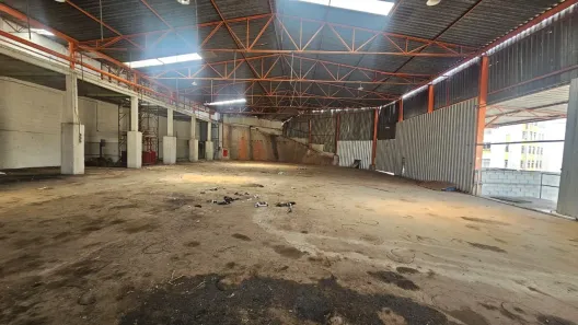 Galpão/Depósito/Armazém para alugar, 2480m² no Nova Cachoeirinha, Belo Horizonte