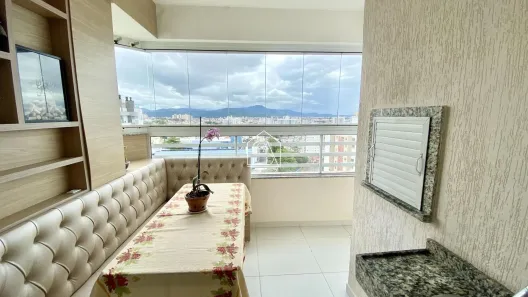 Apartamento com 2 Quartos à venda, 95m² no Barreiros, São José