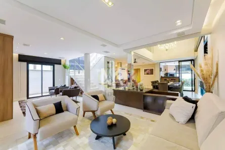 Casa de Condomínio com 3 Quartos à venda, 297m² no Pinheirinho, Curitiba