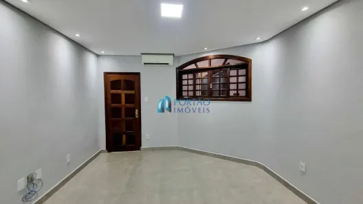 Casa com 3 Quartos à venda, 142m² no Conjunto Habitacional Pastor Arlindo Lopes Viana, Bauru