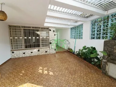 Casa com 3 Quartos para alugar, 140m² no Vila Madalena, São Paulo