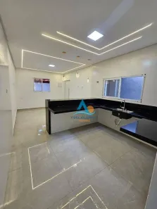 Casa com 2 Quartos à venda, 70m² no Mirim, Praia Grande