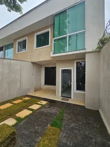 Casa com 3 Quartos à venda, 130m² no Cabral, Contagem