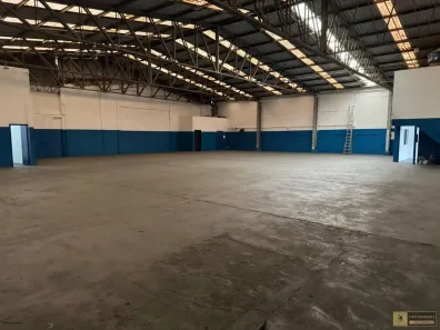 Galpão/Depósito/Armazém para alugar, 800m² no Centro, Navegantes