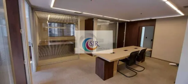Sala Comercial para alugar, 216m² no Jardim Europa, São Paulo