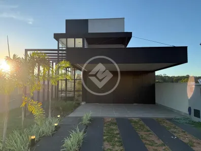 Sobrado com 3 Quartos à venda, 185m² no Jardins Parma, Senador Canedo