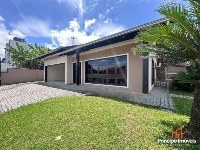 Casa com 2 Quartos à venda, 168m² no Floresta, Joinville