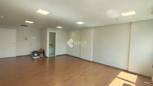 Sala Comercial com 1 Quarto para alugar, 40m² no Cambuí, Campinas