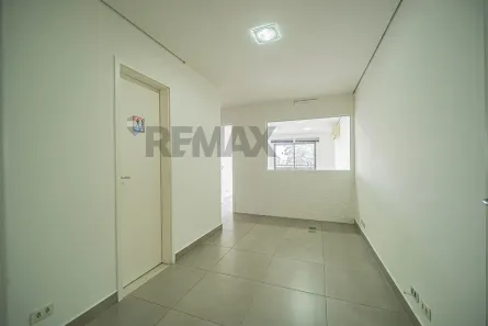 Sala Comercial para alugar, 76m² no Vila Santo Antônio, Cotia