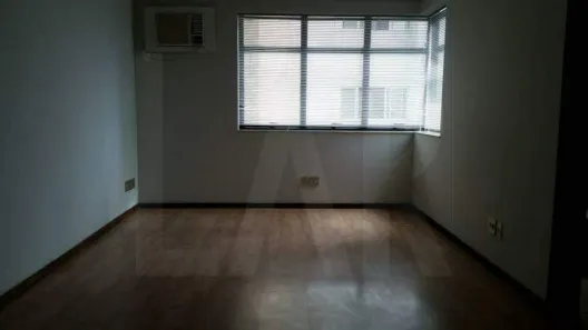 Sala Comercial à venda, 35m² no Lourdes, Belo Horizonte