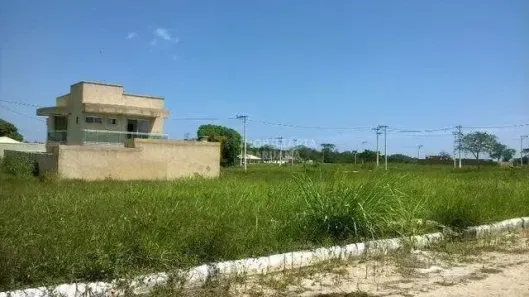 Lote/Terreno à venda, 318m² no Fazendinha, Araruama