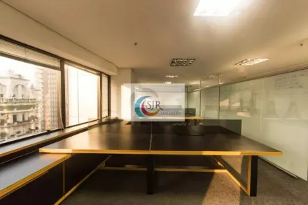 Sala Comercial para alugar, 142m² no Vila Nova Conceição, São Paulo