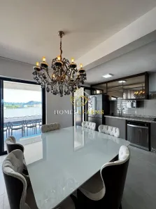 Sobrado com 3 Quartos para alugar, 181m² no Jardins Barcelona, Senador Canedo