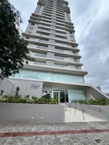 Apartamento com 2 Quartos à venda, 79m² no Zona 03, Maringá