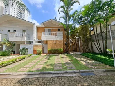 Casa de Condomínio com 4 Quartos para venda ou aluguel, 138m² no Vila Sofia, São Paulo