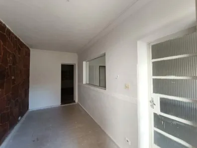 Casa com 3 Quartos para alugar, 161m² no Centro, Uberaba