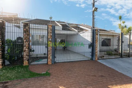 Casa com 3 Quartos para alugar, 300m² no Jardim Universo, Maringá