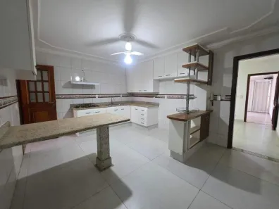Casa com 4 Quartos para alugar, 180m² no Piracicamirim, Piracicaba