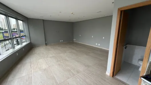 Sala Comercial à venda, 46m² no Jardim Goiás, Goiânia