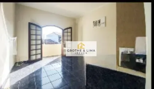 Sobrado com 3 Quartos à venda, 164m² no Vila Naly, Caçapava