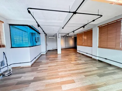 Prédio Comercial à venda, 197m² no Centro, Manaus