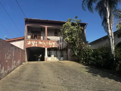 Sobrado com 4 Quartos à venda, 284m² no Vila Santana, Campinas