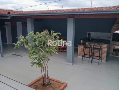 Casa com 3 Quartos à venda, 187m² no Pacaembu, Uberlândia
