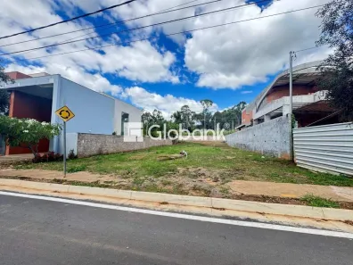 Lote/Terreno à venda, 600m² no Major Prates, Montes Claros