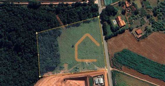 Lote/Terreno à venda, 24000m² no Distrito Industrial, Três Corações