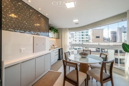 Apartamento com 4 Quartos à venda, 180m² no Meia Praia, Itapema