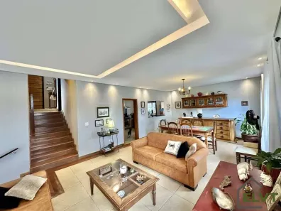 Casa de Condomínio com 3 Quartos à venda, 330m² no Pousada dos Bandeirantes, Carapicuíba