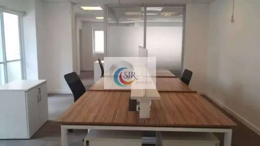 Sala Comercial para alugar, 200m² no Vila Olímpia, São Paulo