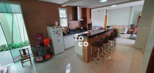 Casa de Condomínio com 4 Quartos à venda, 300m² no Lagoinha, Uberlândia