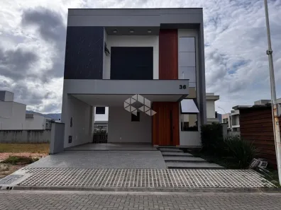 Casa de Condomínio com 3 Quartos à venda, 165m² no Beira Rio, Biguaçu