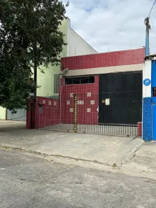 Galpão/Depósito/Armazém à venda, 240m² no Vila Anastácio, São Paulo