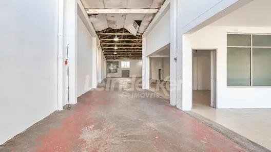 Galpão/Depósito/Armazém para alugar, 532m² no São Geraldo, Porto Alegre